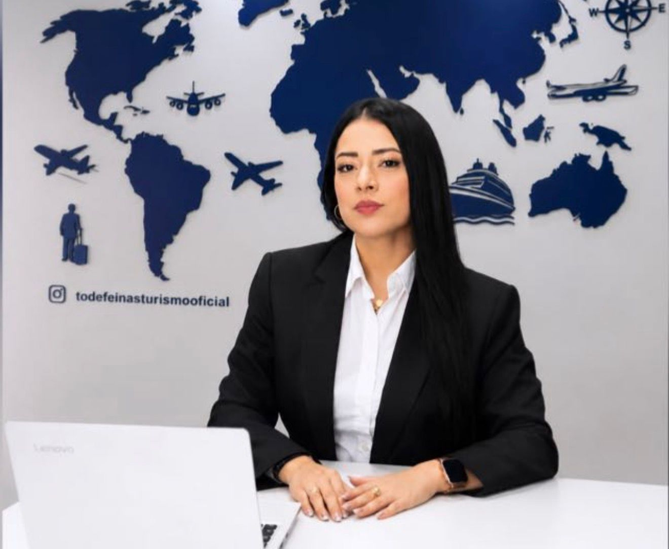 LORRANE SANTANA Corretor em Caldas Novas